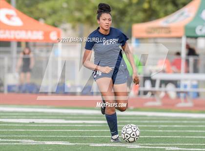 Thumbnail 2 in Perry vs. Highland (Coyote Classic)  photogallery.