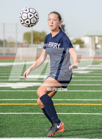 Thumbnail 2 in Perry vs. Highland (Coyote Classic)  photogallery.