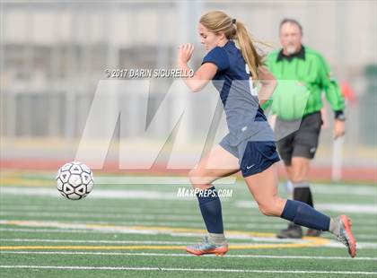 Thumbnail 2 in Perry vs. Highland (Coyote Classic)  photogallery.