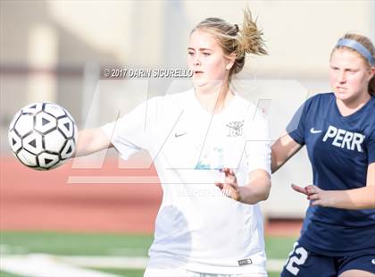 Thumbnail 2 in Perry vs. Highland (Coyote Classic)  photogallery.
