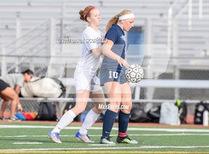 Thumbnail 3 in Perry vs. Highland (Coyote Classic)  photogallery.