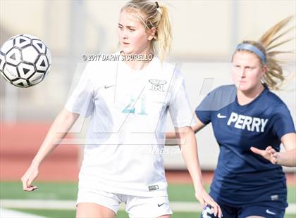 Thumbnail 1 in Perry vs. Highland (Coyote Classic)  photogallery.