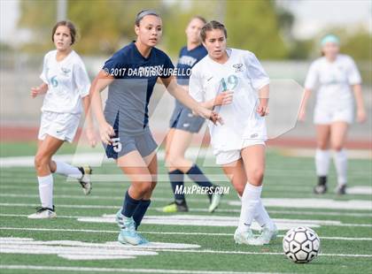 Thumbnail 2 in Perry vs. Highland (Coyote Classic)  photogallery.