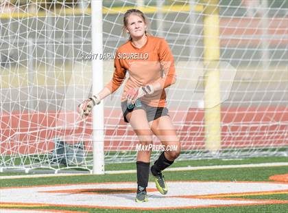 Thumbnail 2 in Perry vs. Highland (Coyote Classic)  photogallery.