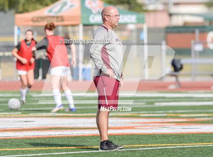 Thumbnail 1 in Perry vs. Highland (Coyote Classic)  photogallery.