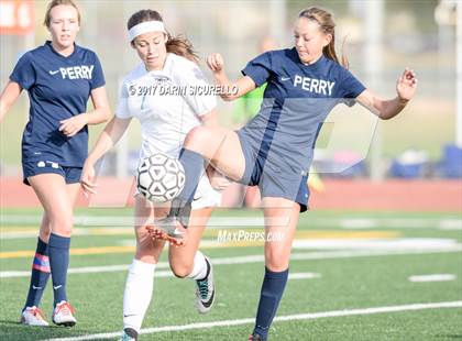 Thumbnail 1 in Perry vs. Highland (Coyote Classic)  photogallery.