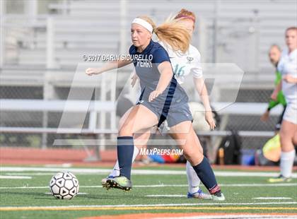 Thumbnail 2 in Perry vs. Highland (Coyote Classic)  photogallery.