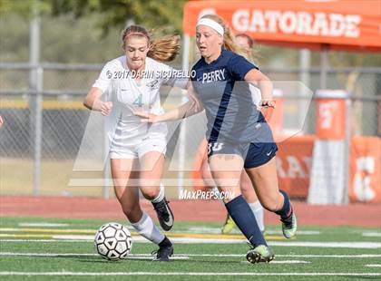 Thumbnail 1 in Perry vs. Highland (Coyote Classic)  photogallery.