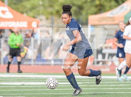 Thumbnail 3 in Perry vs. Highland (Coyote Classic)  photogallery.