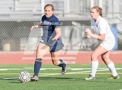 Thumbnail 3 in Perry vs. Highland (Coyote Classic)  photogallery.