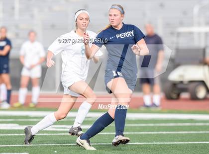 Thumbnail 3 in Perry vs. Highland (Coyote Classic)  photogallery.