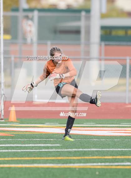 Thumbnail 1 in Perry vs. Highland (Coyote Classic)  photogallery.