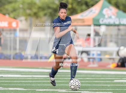 Thumbnail 3 in Perry vs. Highland (Coyote Classic)  photogallery.