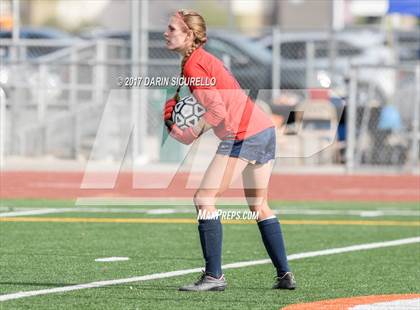 Thumbnail 2 in Perry vs. Highland (Coyote Classic)  photogallery.
