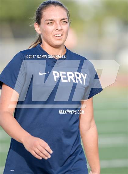 Thumbnail 3 in Perry vs. Highland (Coyote Classic)  photogallery.