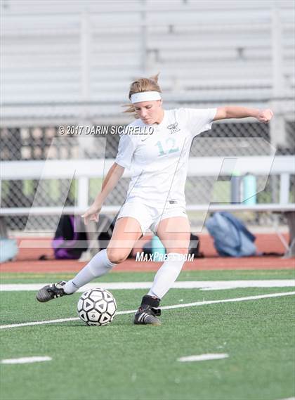 Thumbnail 1 in Perry vs. Highland (Coyote Classic)  photogallery.
