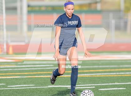 Thumbnail 2 in Perry vs. Highland (Coyote Classic)  photogallery.