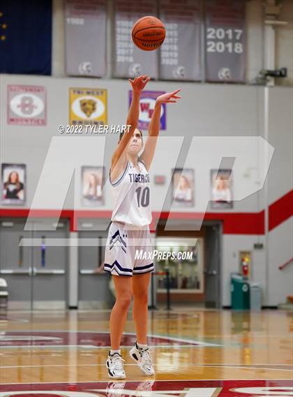 Thumbnail 2 in Tri-West Hendricks vs. Greencastle (IHSAA 3A Sectional Semifinal) photogallery.