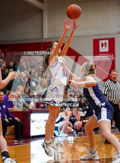 Thumbnail 3 in Tri-West Hendricks vs. Greencastle (IHSAA 3A Sectional Semifinal) photogallery.