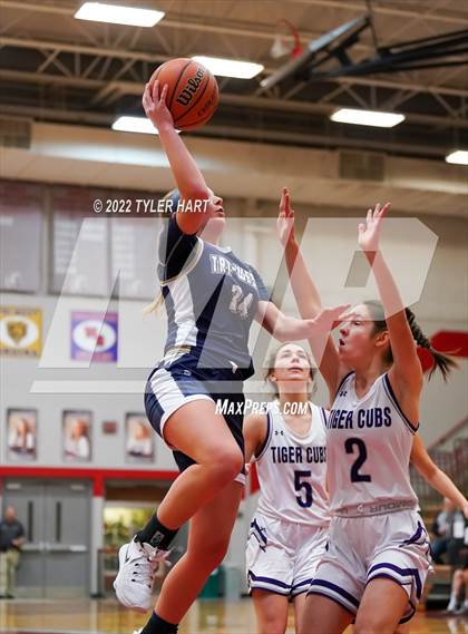 Thumbnail 1 in Tri-West Hendricks vs. Greencastle (IHSAA 3A Sectional Semifinal) photogallery.