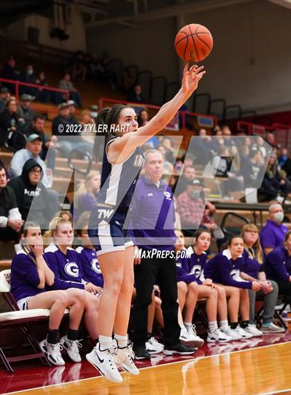 Thumbnail 3 in Tri-West Hendricks vs. Greencastle (IHSAA 3A Sectional Semifinal) photogallery.