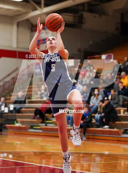 Thumbnail 2 in Tri-West Hendricks vs. Greencastle (IHSAA 3A Sectional Semifinal) photogallery.