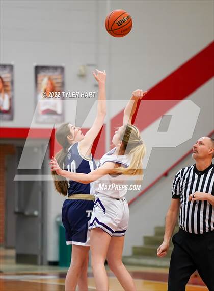 Thumbnail 2 in Tri-West Hendricks vs. Greencastle (IHSAA 3A Sectional Semifinal) photogallery.