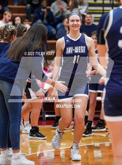 Thumbnail 2 in Tri-West Hendricks vs. Greencastle (IHSAA 3A Sectional Semifinal) photogallery.