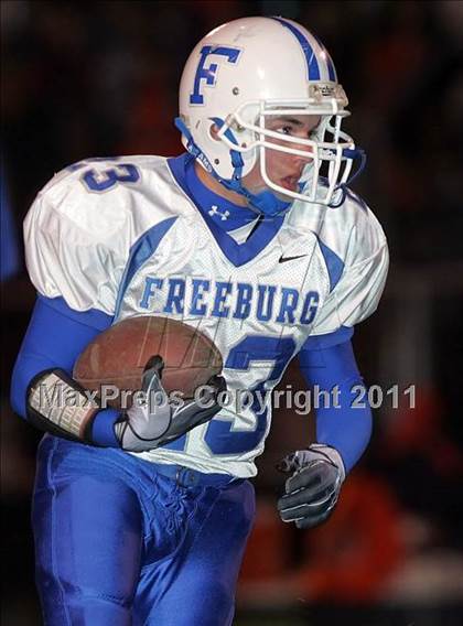Thumbnail 1 in Freeburg @ Rochester (IHSA Class 4A 1st Round) photogallery.