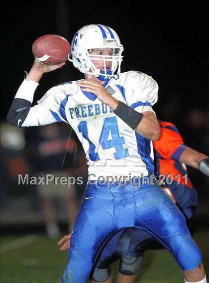 Thumbnail 2 in Freeburg @ Rochester (IHSA Class 4A 1st Round) photogallery.