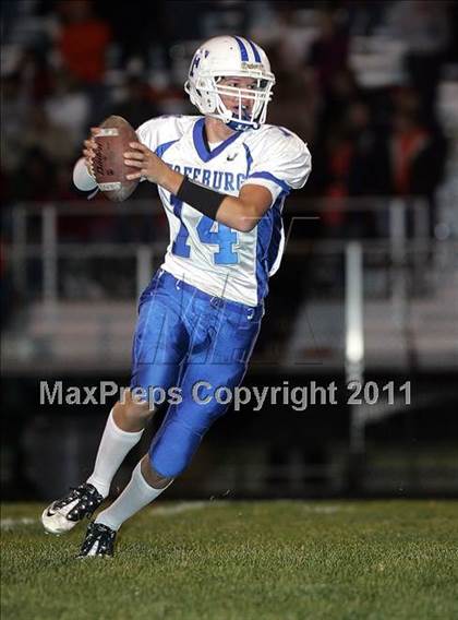 Thumbnail 2 in Freeburg @ Rochester (IHSA Class 4A 1st Round) photogallery.