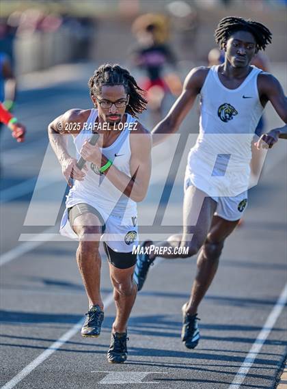 Thumbnail 2 in UIL 6A Track & Field Area 13&14 (4x400M) photogallery.