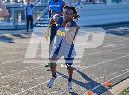 Thumbnail 3 in UIL 6A Track & Field Area 13&14 (4x400M) photogallery.