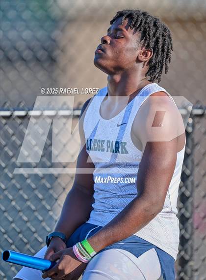 Thumbnail 1 in UIL 6A Track & Field Area 13&14 (4x400M) photogallery.