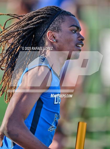 Thumbnail 3 in UIL 6A Track & Field Area 13&14 (4x400M) photogallery.