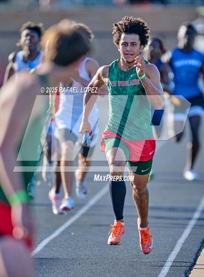 Thumbnail 1 in UIL 6A Track & Field Area 13&14 (4x400M) photogallery.