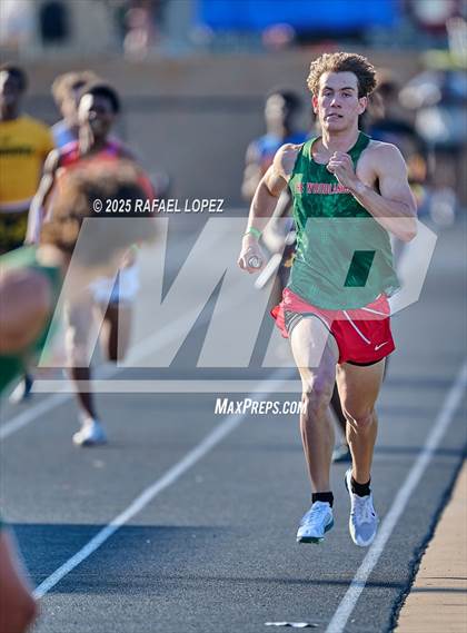 Thumbnail 3 in UIL 6A Track & Field Area 13&14 (4x400M) photogallery.