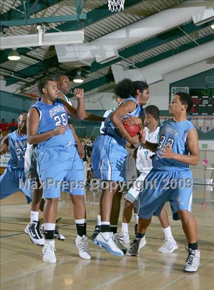 Thumbnail 1 in Burbank @ Sheldon (Husky Classic) photogallery.