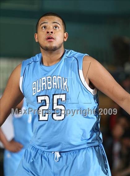 Thumbnail 2 in Burbank @ Sheldon (Husky Classic) photogallery.