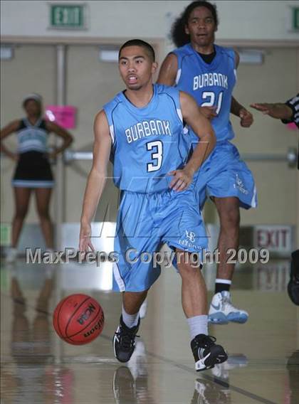 Thumbnail 1 in Burbank @ Sheldon (Husky Classic) photogallery.
