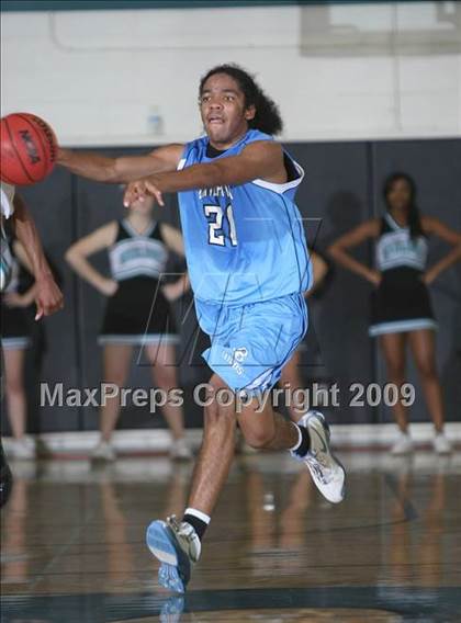 Thumbnail 3 in Burbank @ Sheldon (Husky Classic) photogallery.