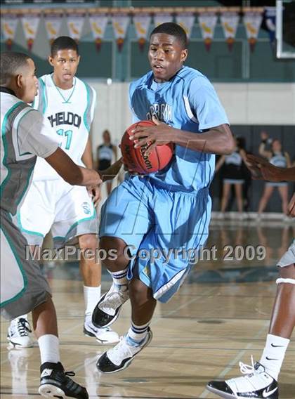 Thumbnail 1 in Burbank @ Sheldon (Husky Classic) photogallery.