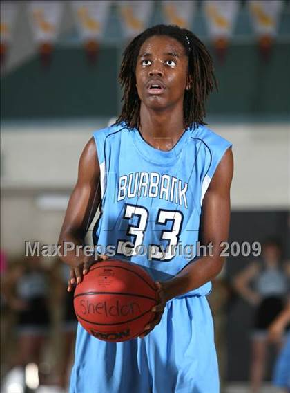 Thumbnail 2 in Burbank @ Sheldon (Husky Classic) photogallery.