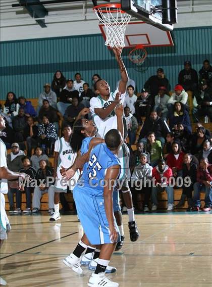 Thumbnail 1 in Burbank @ Sheldon (Husky Classic) photogallery.