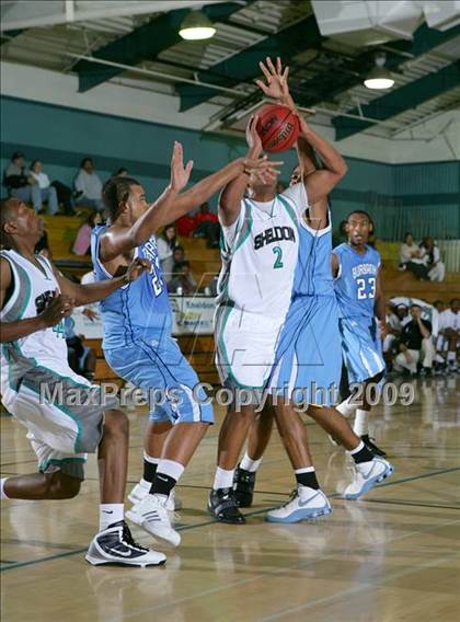 Thumbnail 2 in Burbank @ Sheldon (Husky Classic) photogallery.