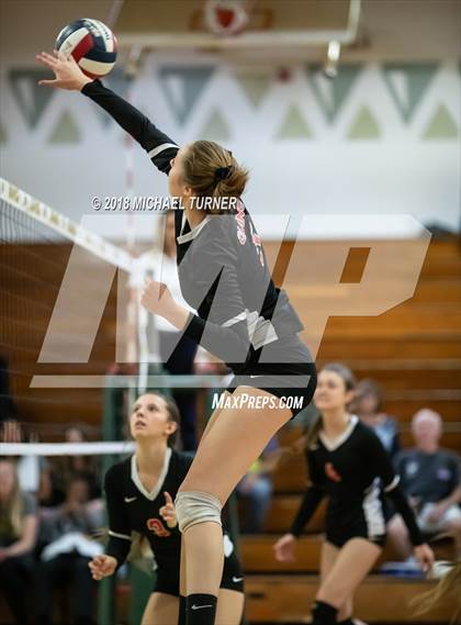 Thumbnail 2 in Hamilton vs. Quincy (NSCIF D5 Final) photogallery.