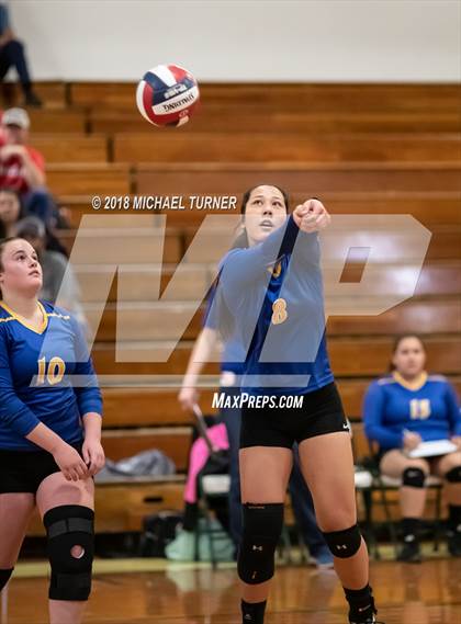 Thumbnail 3 in Hamilton vs. Quincy (NSCIF D5 Final) photogallery.