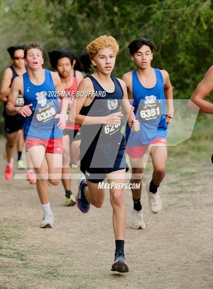 Thumbnail 2 in JV: Channel League Cross Country Championships photogallery.