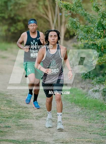 Thumbnail 2 in JV: Channel League Cross Country Championships photogallery.