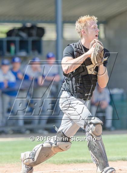 Thumbnail 3 in Rogers vs Conifer (Coach Bob National Invitational)  photogallery.